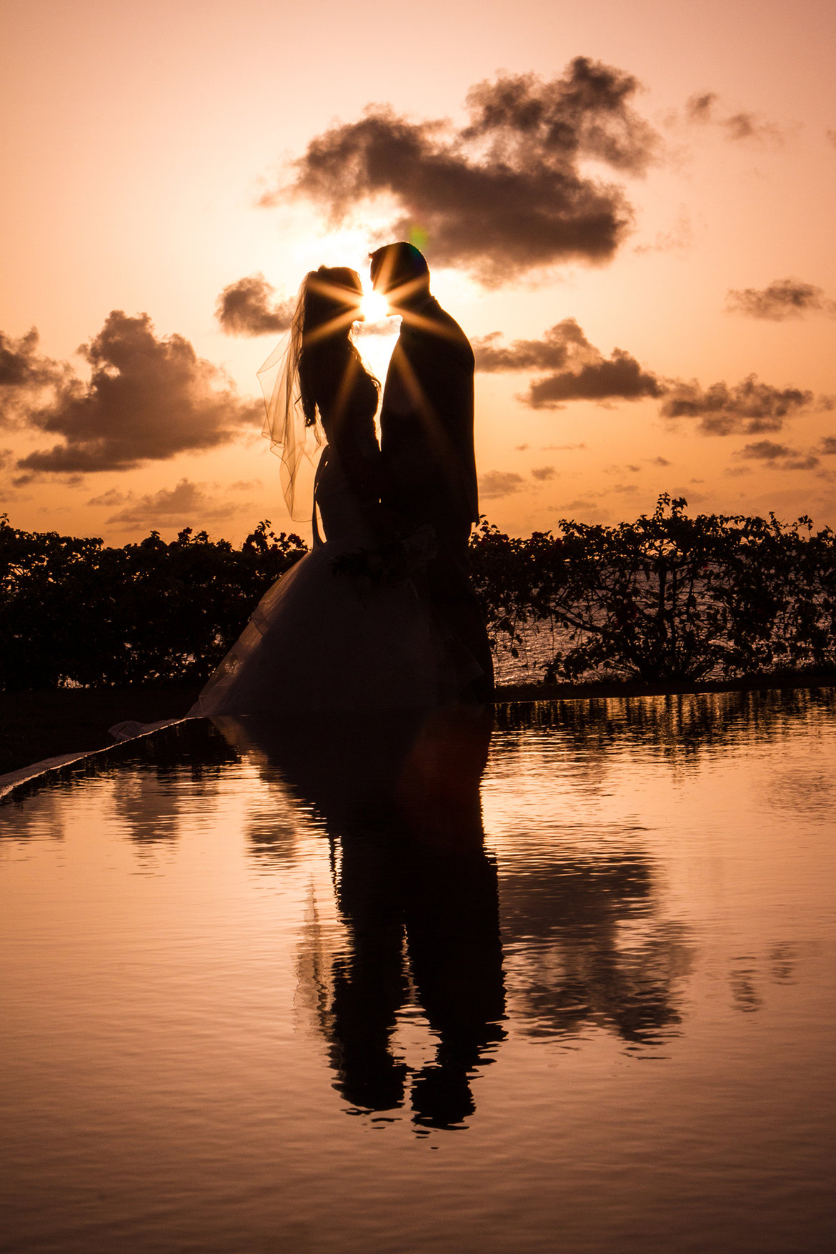 beautiful sunset wedding photo