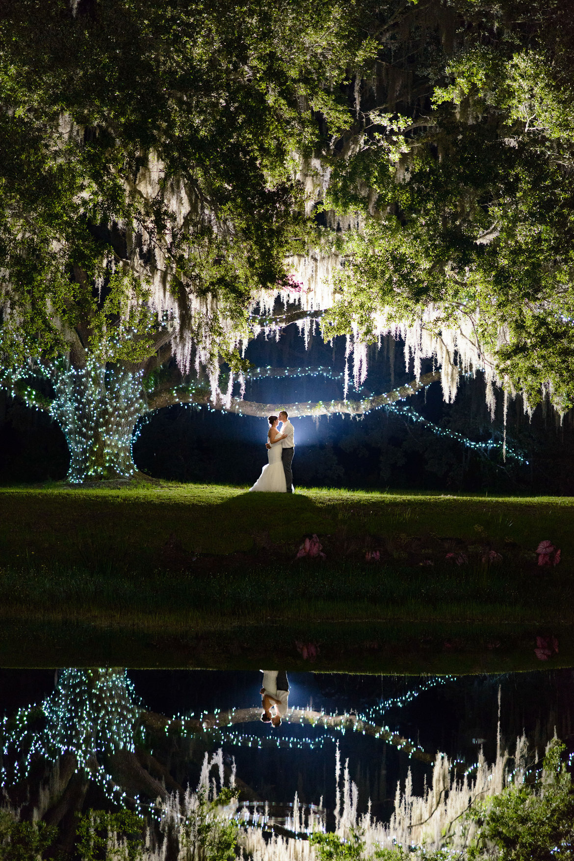 gorgeous outdoor wedding photo at night