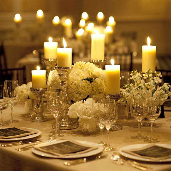 low centerpiece with pillar candles