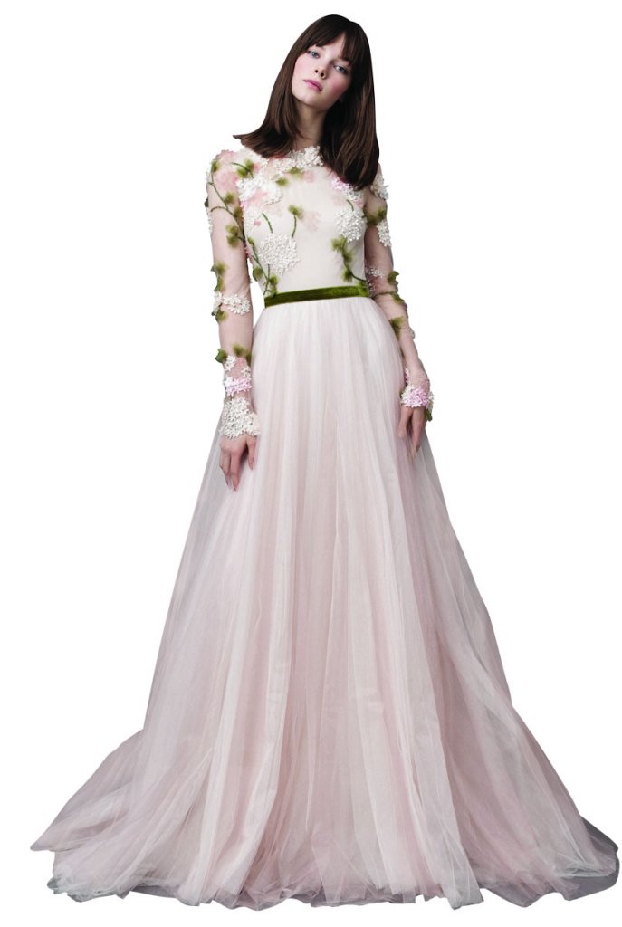 daalarna floral wedding gown