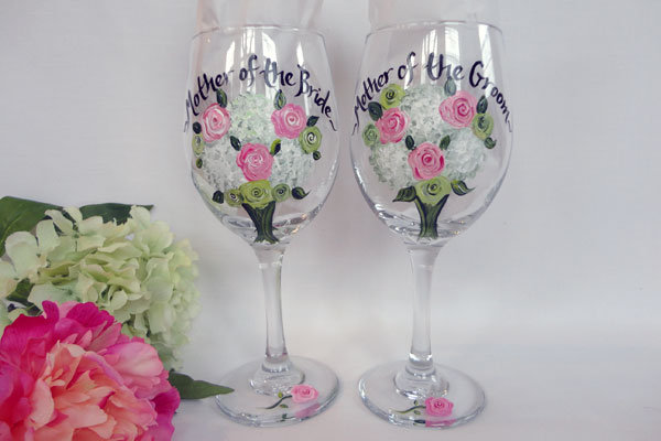 sam designs hand painted glasses for mom