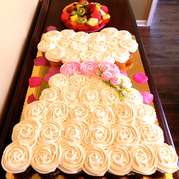 wedding dress cupcakes 