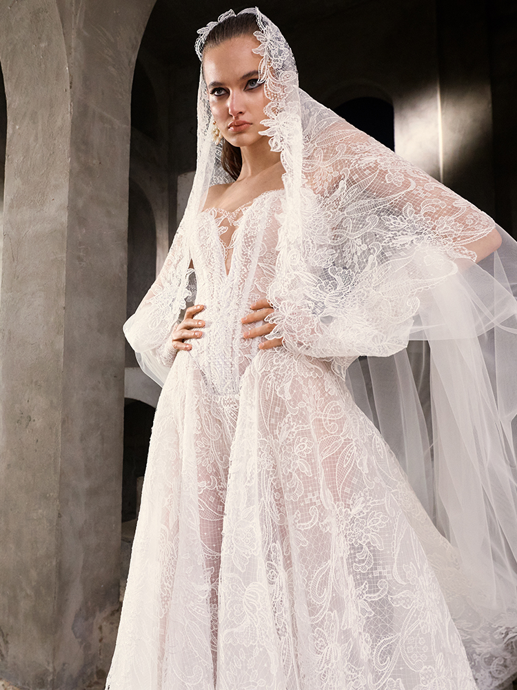 corset wedding dress