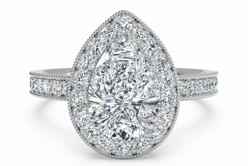 pear-shaped-engagement-ring