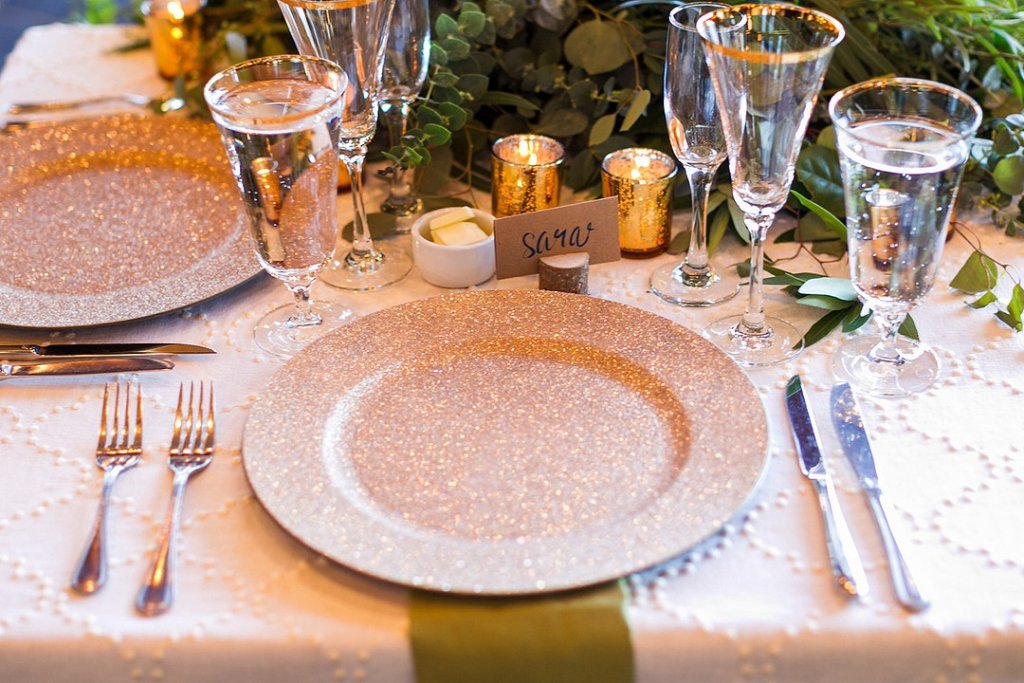 Glitter table place setting at wedding