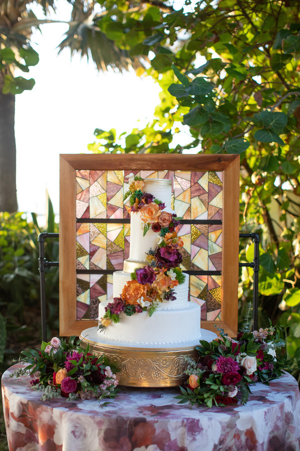 Wedding cake display