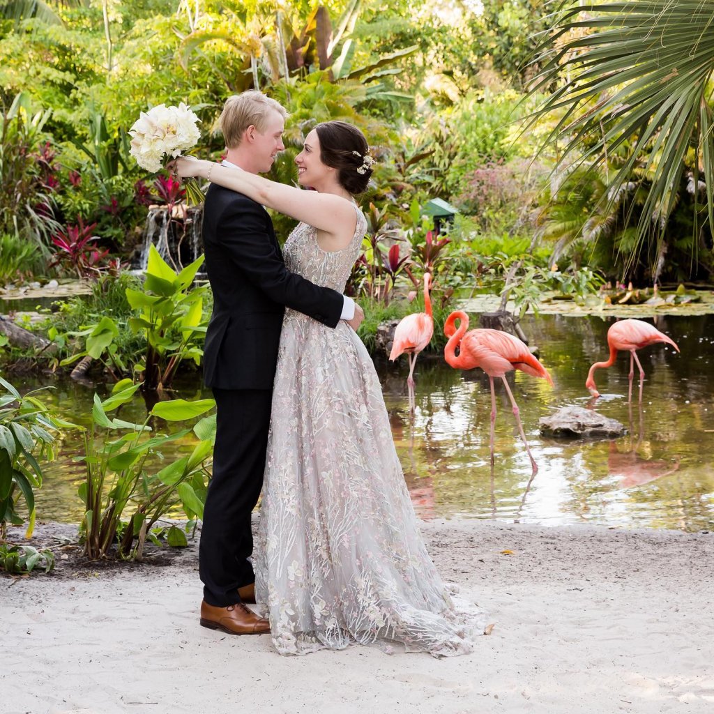 flamingos wedding photo