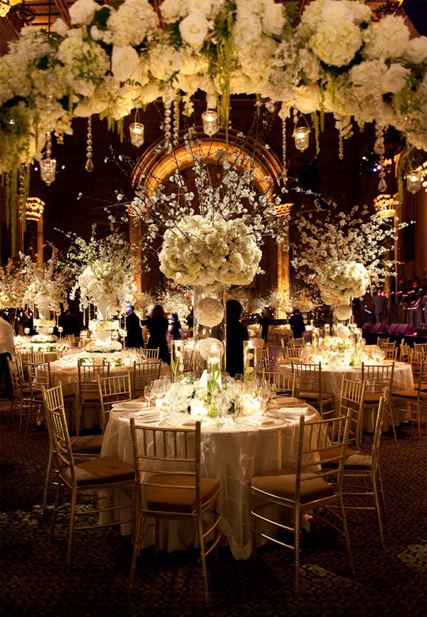 Our Top 10 Favorite Ideas for Tall and Elegant Winter Wedding Centerpi