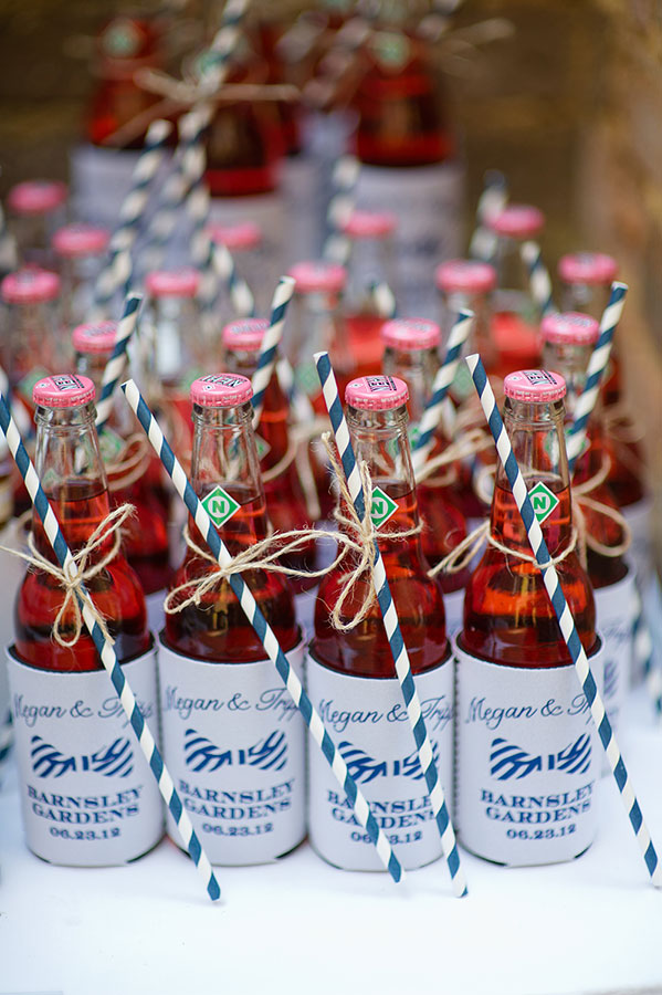 12 Edible Wedding Favors Your Guests Will Love BridalGuide