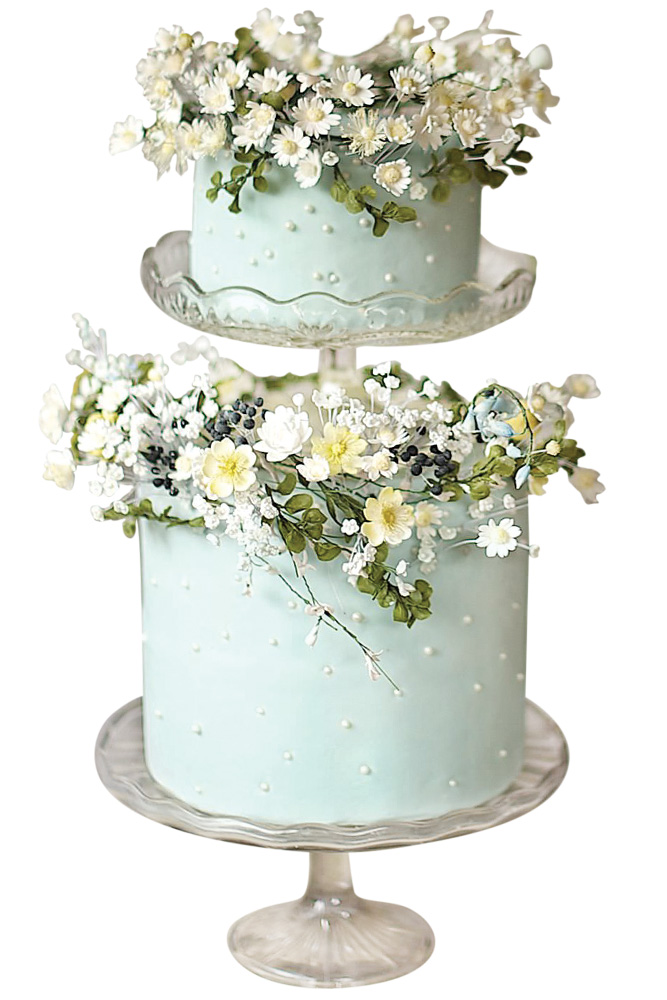 earl-accented cake with handcrafted garland and flowers by Amy Swann