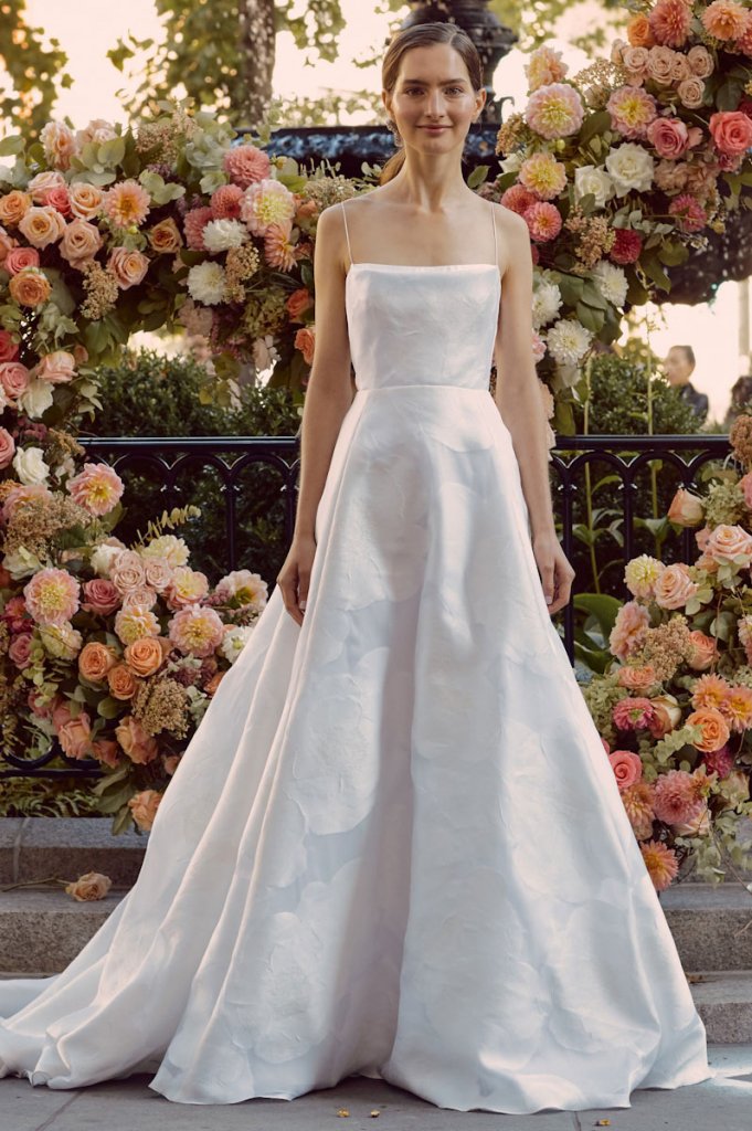 https://www.bridalguide.com/sites/default/files/article-images/fashion/wedding-dress-shopping-guide/runway-report-square-off/lela-rose-square-neck-wedding-gown.jpg