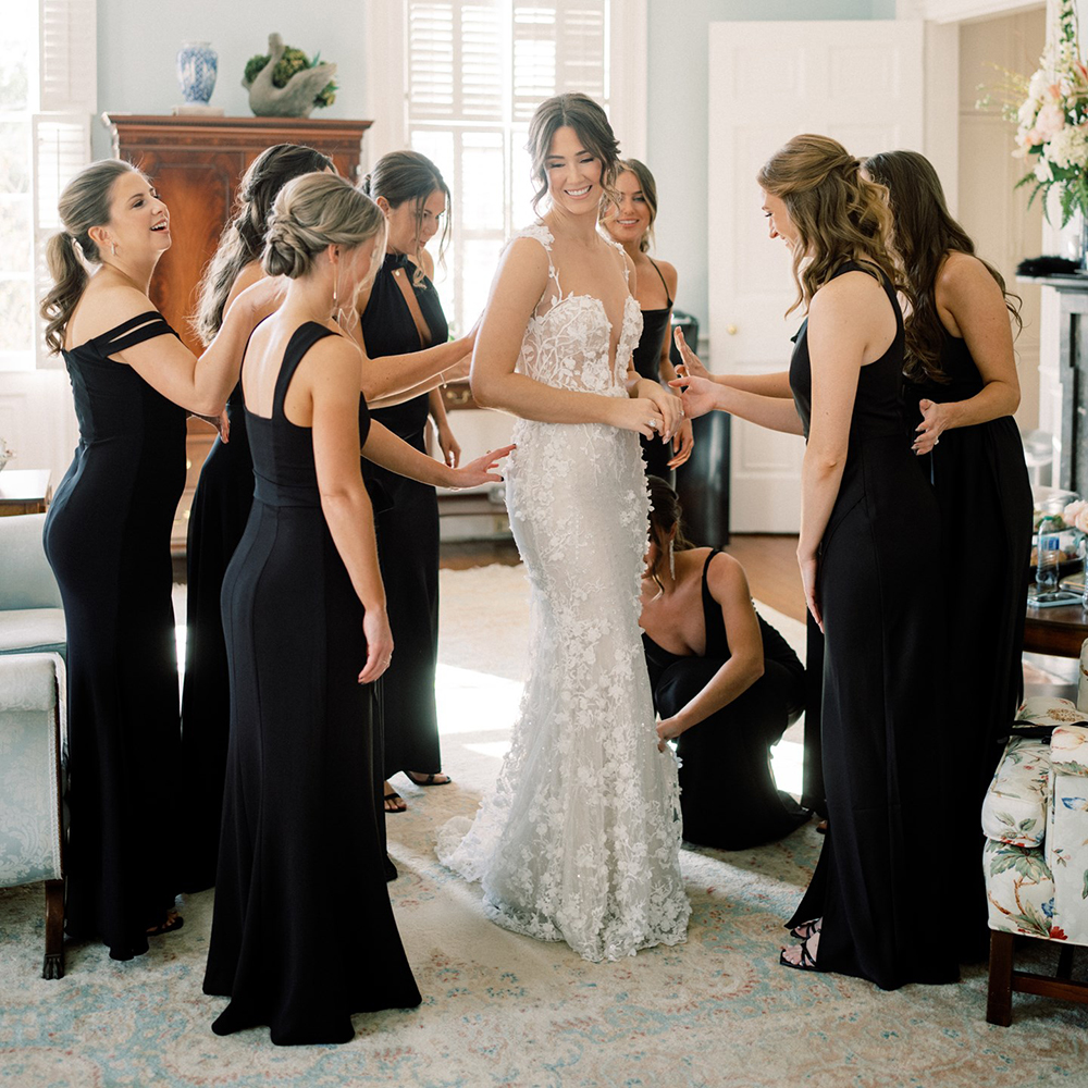 bride and bridesmaids getting ready
