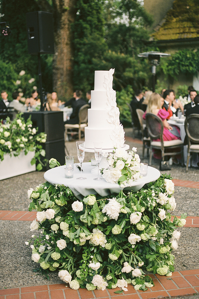 wedding cake garden