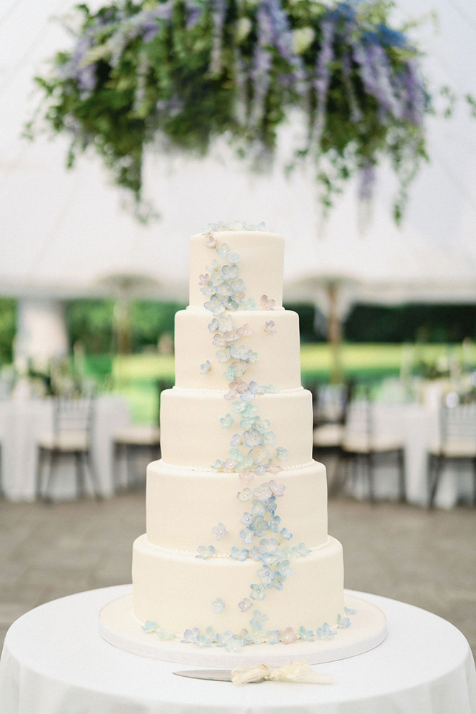 wedding cake