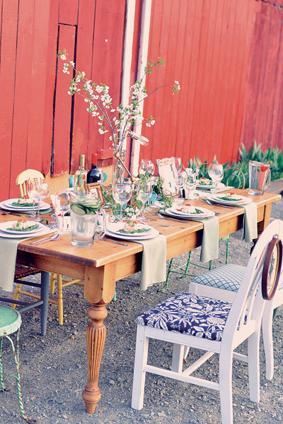 barn wedding table