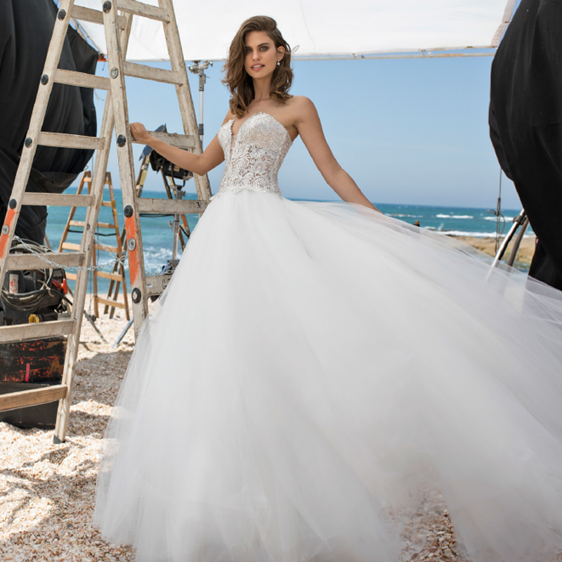 You Can Now Get A Pnina Tornai Wedding Gown For 2 500 Bridalguide