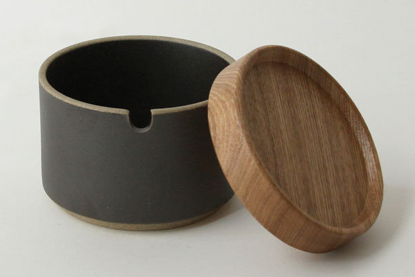 hasami porcelain sugar bowl with wooden lid