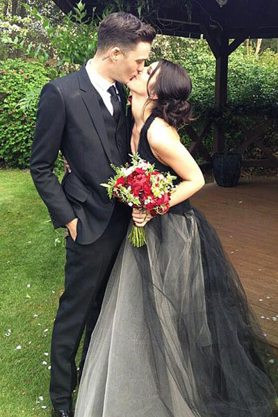 shenae grimes josh beech wedding