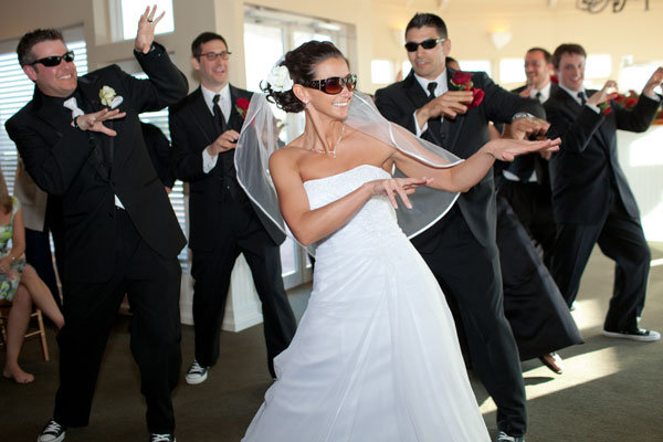 thriller dance at wedding