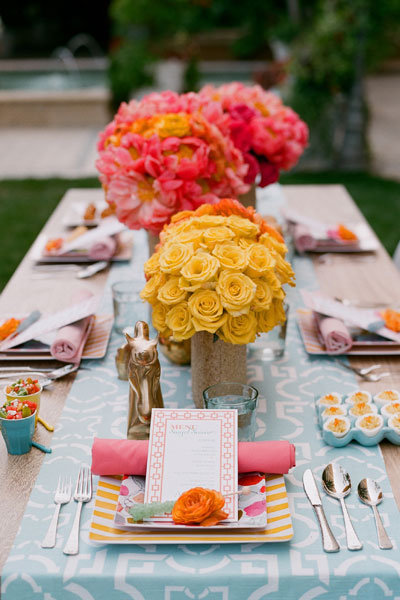 pink and yellow wedding centerpieces