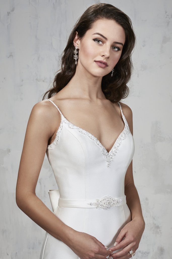 marys bridal moda bella style mb2012