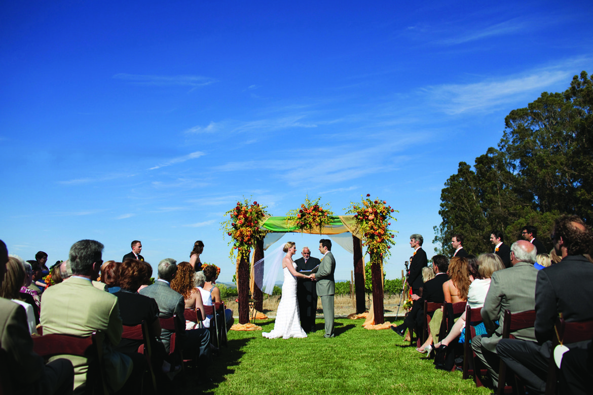 25 Tips for a Great Summer Wedding BridalGuide