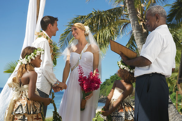 An Authentic Fijian Wedding in Fiji An Authentic Fijian Wedding in Fiji