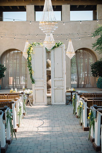 Cheery Ceremony Décor