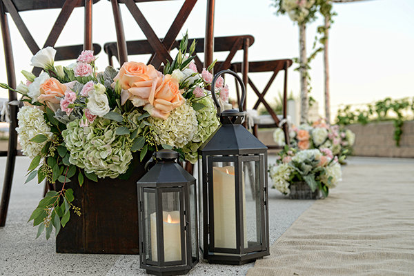 Cheery Ceremony Décor