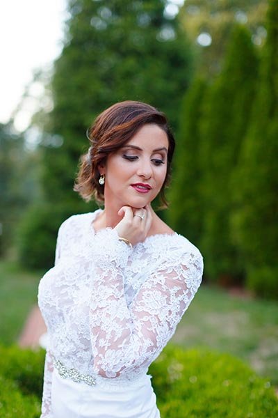 Posing Pointers: Watch Those Hands Posing Pointers: Watch Those Hands