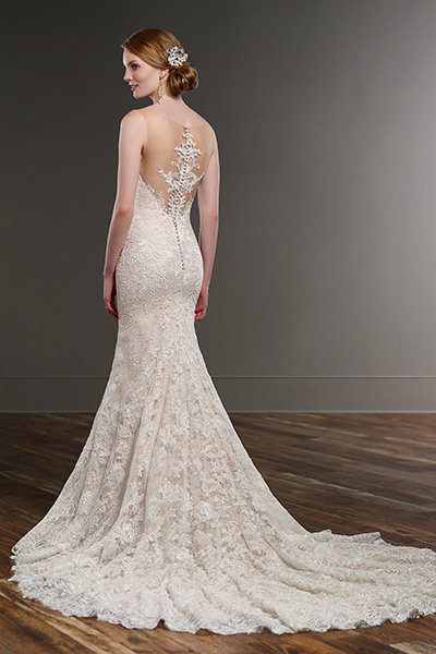 50 Dazzling Mermaid and Fit-and-Flare Gowns | BridalGuide