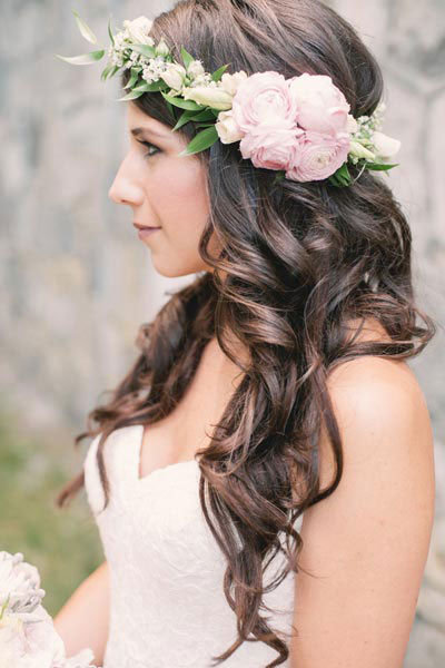 Wedding Hairstyles For Long Hair-Trendy & Pretty Hair Dos! - Heart Bows &  Makeup