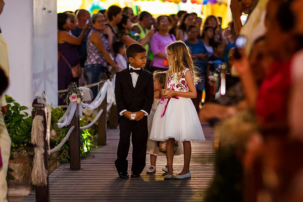 Whatcha looking at? Whatcha looking at?