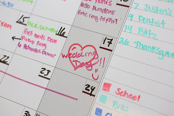 Skip: A weekend wedding date Skip: A weekend wedding date