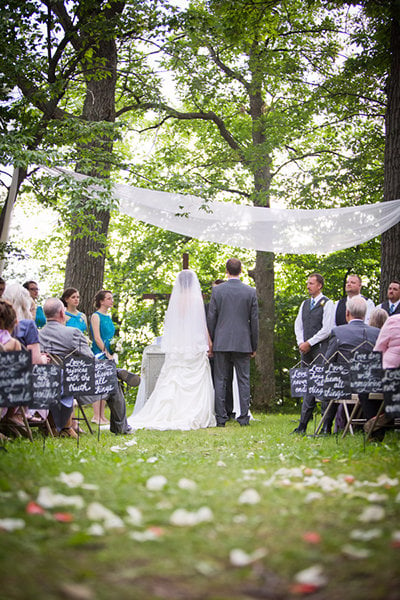 100 Beautiful Outdoor Wedding Ceremonies | BridalGuide