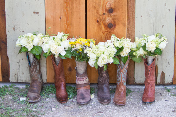 75 Ideas for a Rustic Wedding | Barn Wedding Ideas| BridalGuide