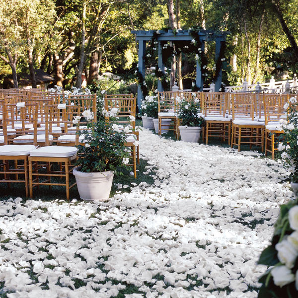 40 Ways to Decorate Your Ceremony Aisle | BridalGuide