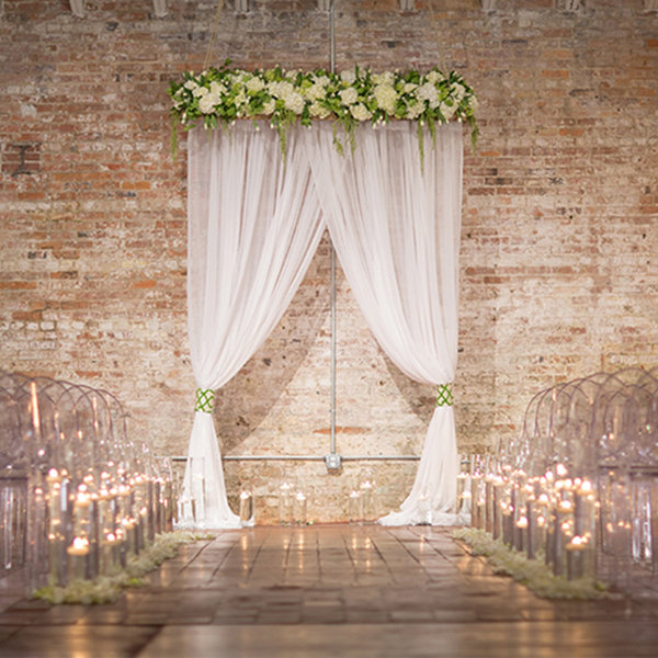 20 Eye-Catching Ideas for Your Ceremony Backdrop | BridalGuide