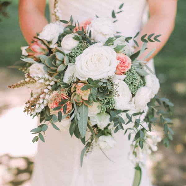 50 Fairy Tale Floral Arrangements | BridalGuide