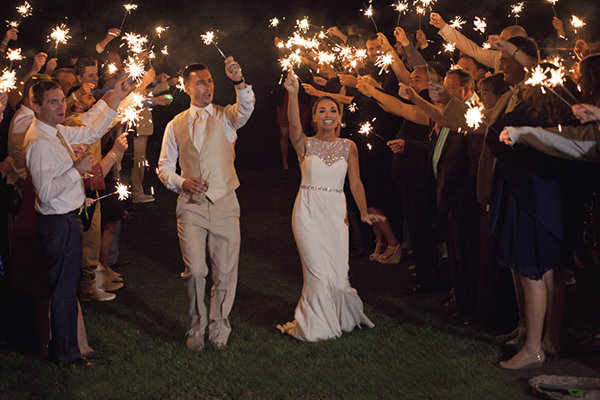 15 Spectacular Ideas For Your Wedding Sendoff | BridalGuide