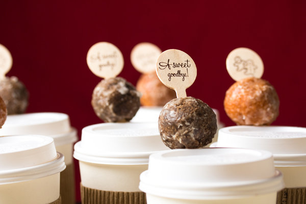 Cakes & Desserts Cakes & Desserts