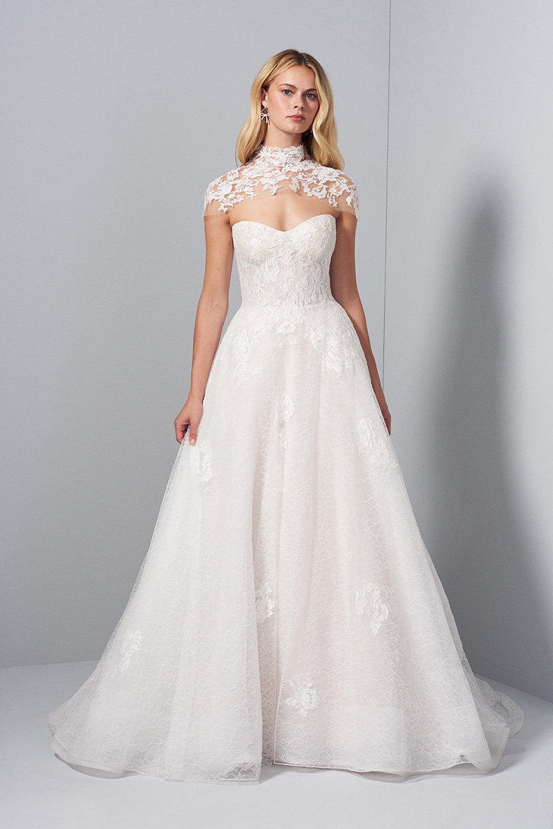 Allison Webb, Style Sutton 