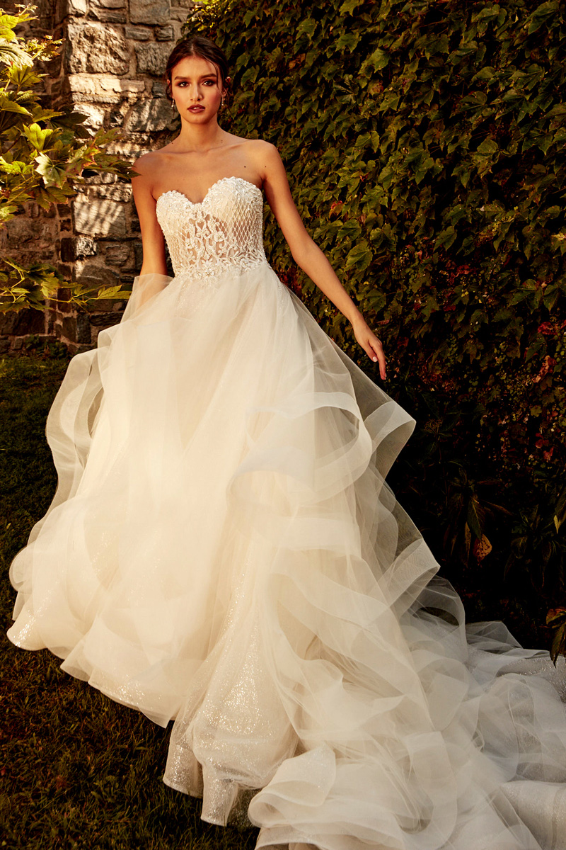 Eve of Milady, Style 1651