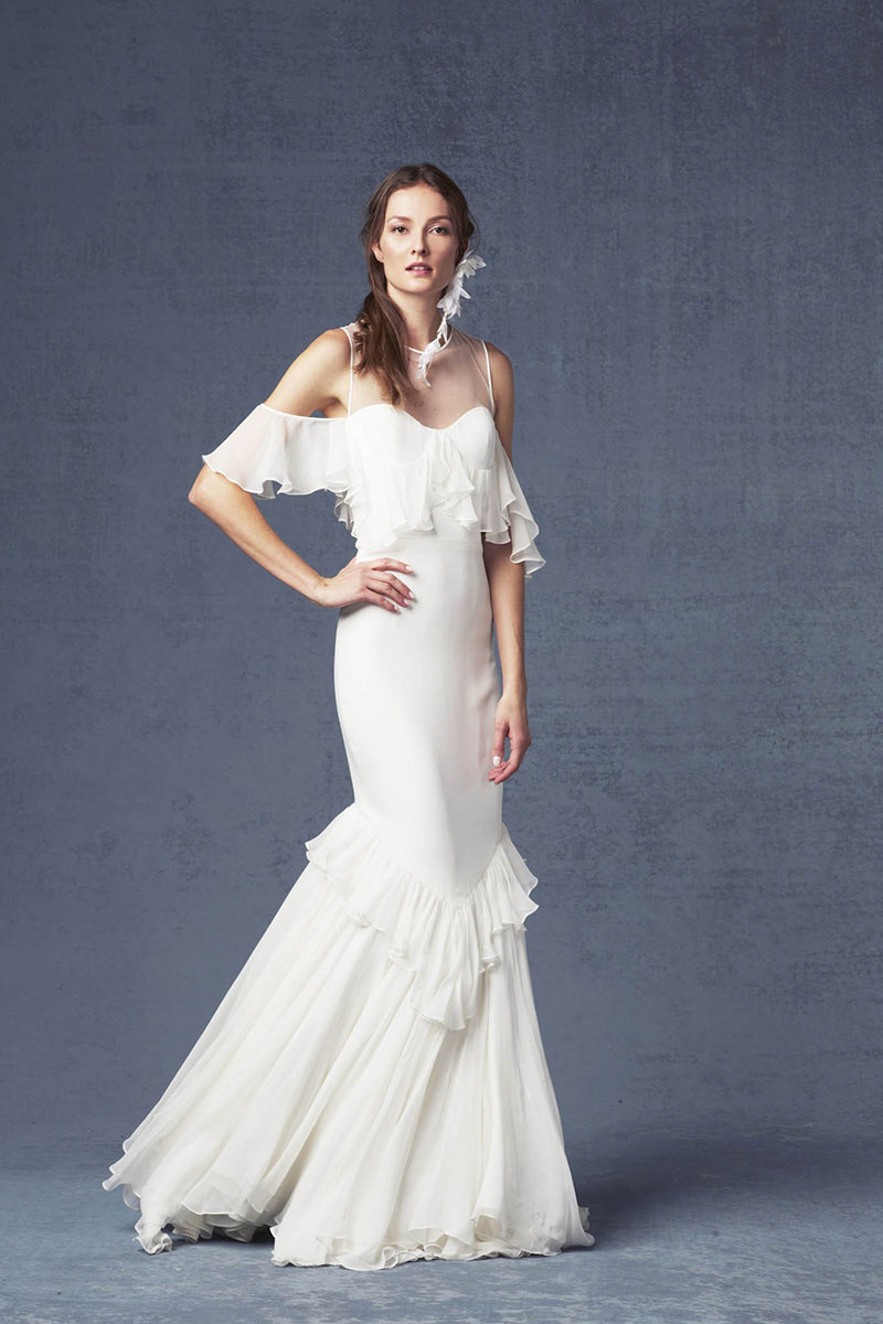 Odylyne the Ceremony, Style Isabella