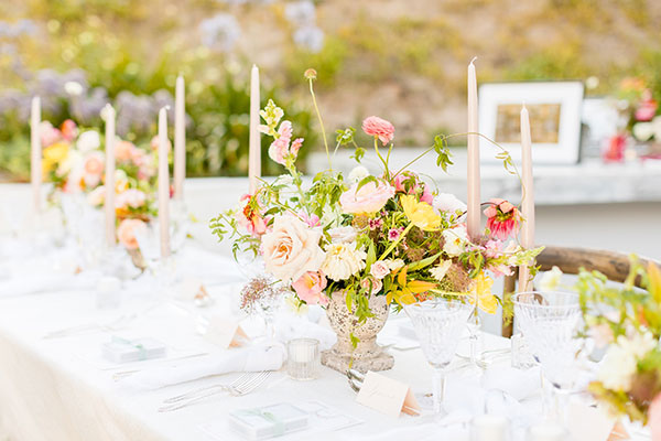 25 Ideas for a Wedding at Home | BridalGuide