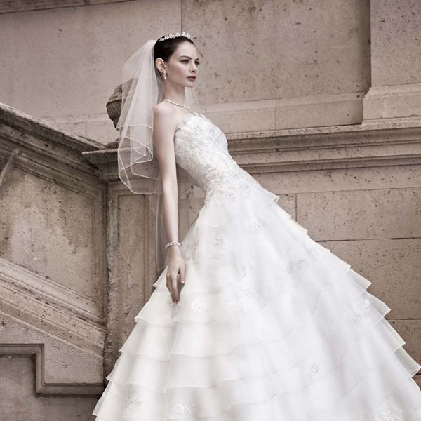 Fashion: Flyaway Fashion: Flyaway