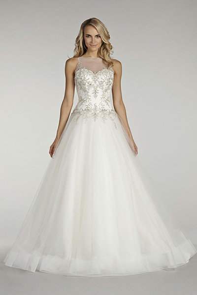 Lovelle by Lazaro Lovelle by Lazaro