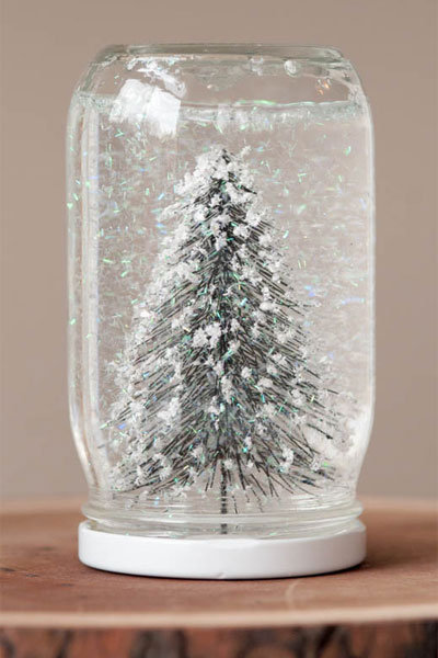 Mason Jar Snow Globe