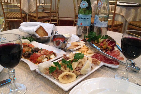 Wedding Cocktail Hour