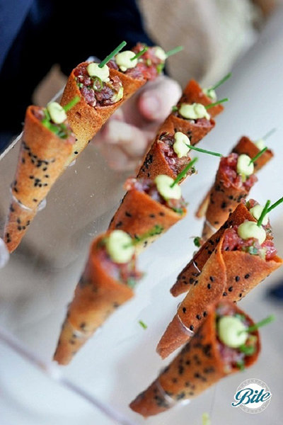 Distinctive Presentation